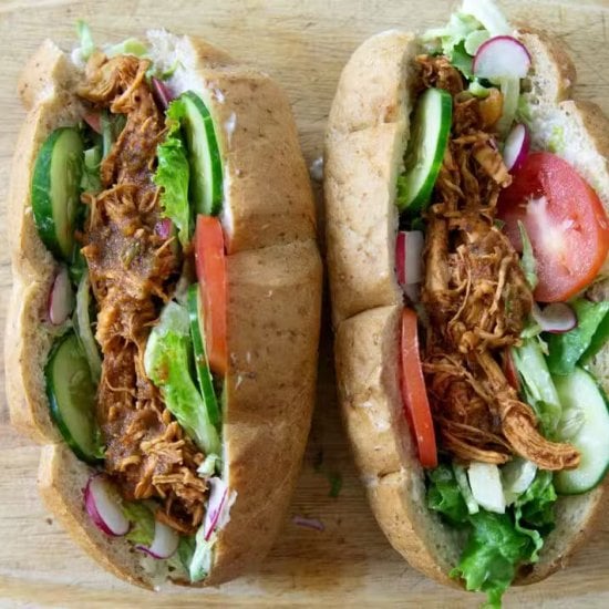 Authentic Panes Con Pollo