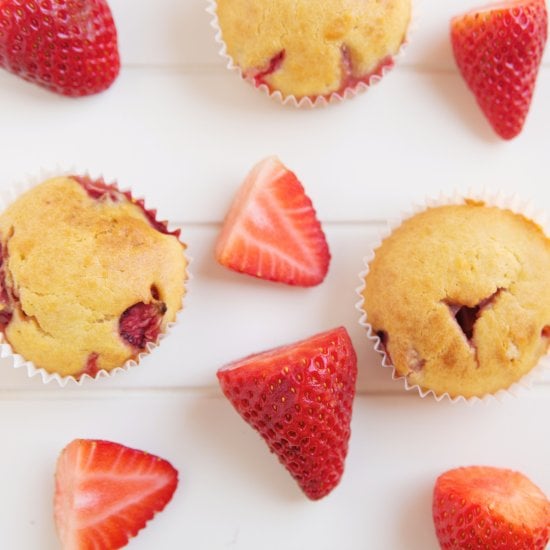 Homemade Strawberry Muffins