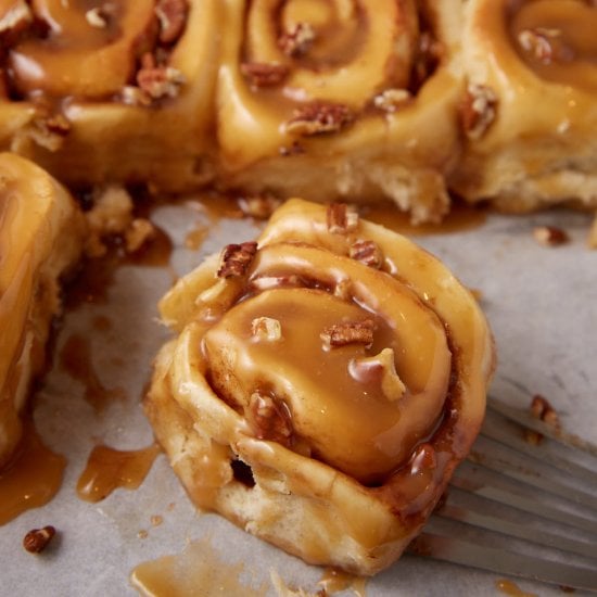 Caramel Cinnamon Rolls
