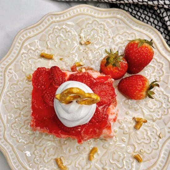 Strawberry Pretzel Pie recipe
