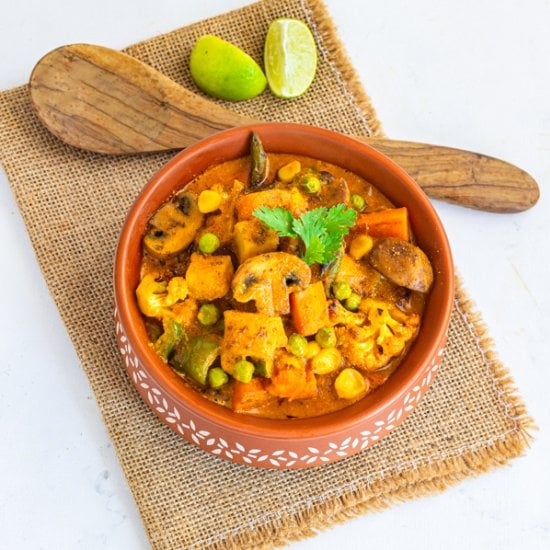 Best Ever Veg Handi Restaurant Style