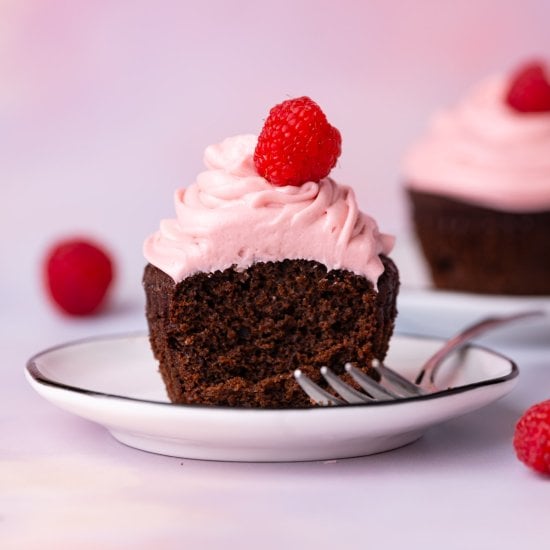 Easy Pink Raspberry Buttercream