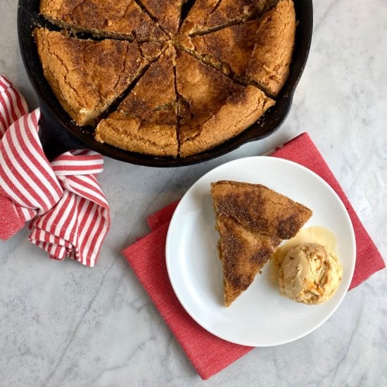 Snickerdoodle Skillet Cookie