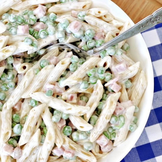 Creamy Ham and Pea Pasta Salad