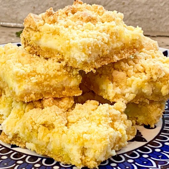 Lemon Cheesecake Squares