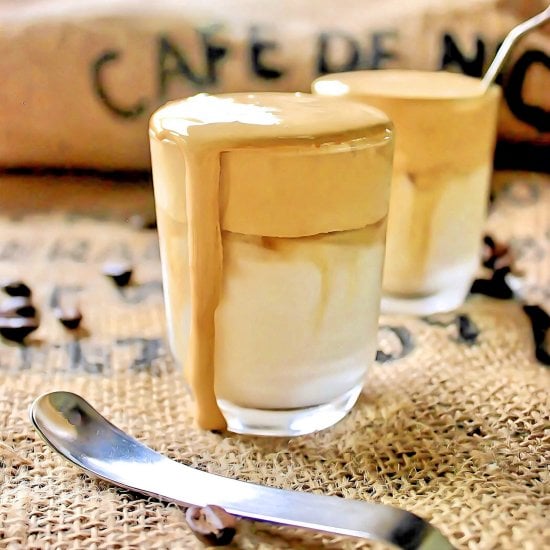 Dalgona Coffee