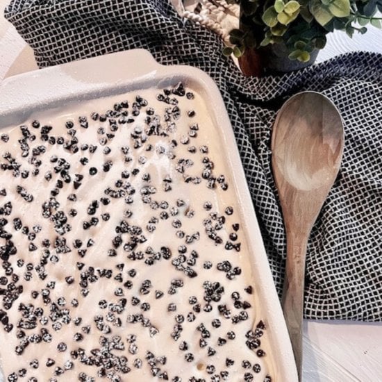 Cannoli Poke Cake Recipe