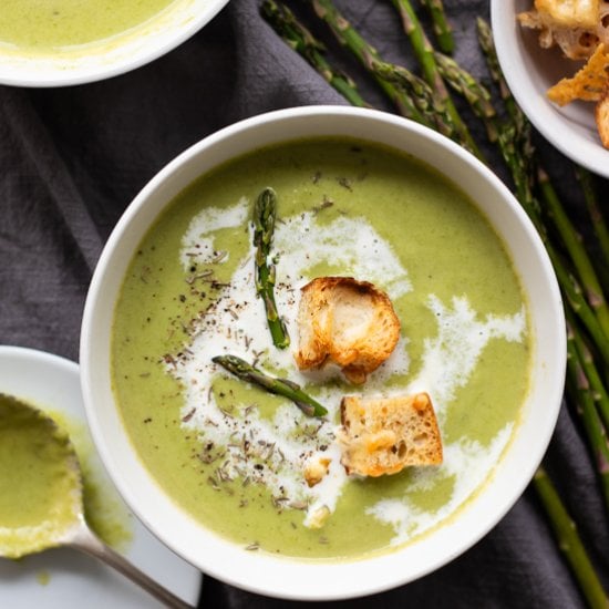 Creamy Asparagus Leek Soup