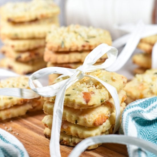 Apricot and Rosemary Shortbread
