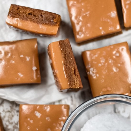 Salted Caramel Blondies