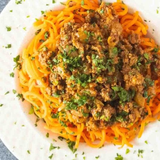 Harissa Beef and Carrot Noodles