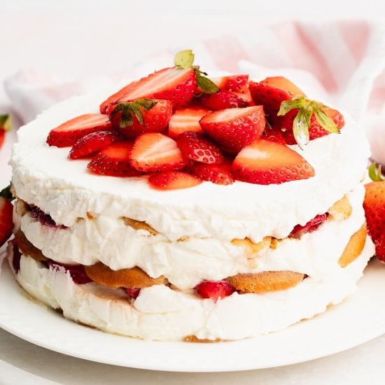 Small Strawberry Icebox Cake