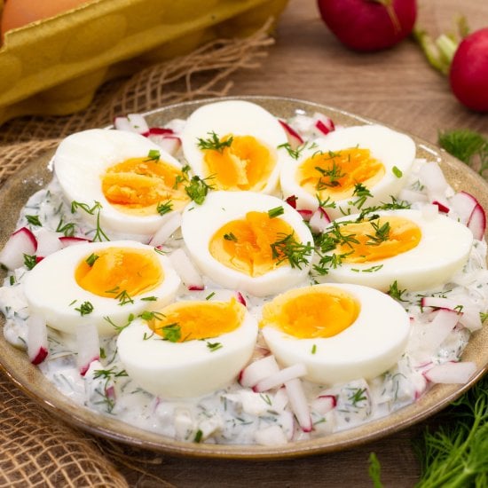 Eggs in Horseradish Sauce