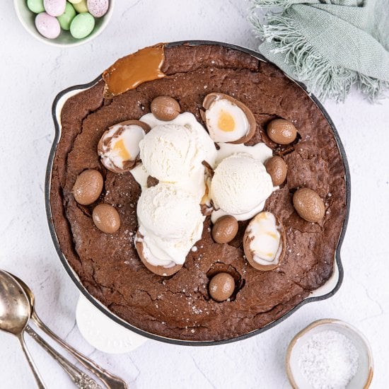 Easter Egg Cookie Skillet