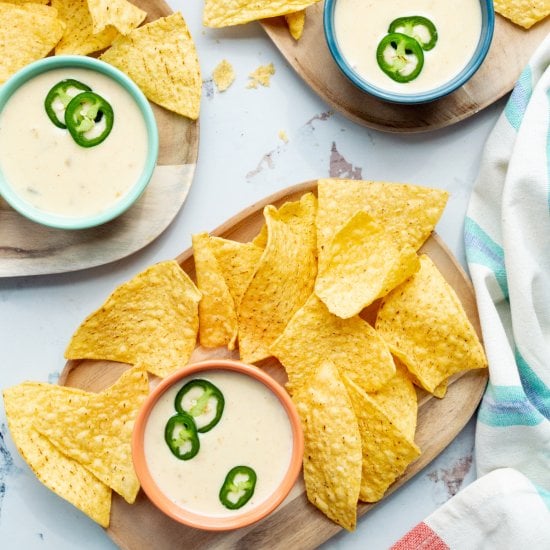 10-Minute Restaurant Style Queso