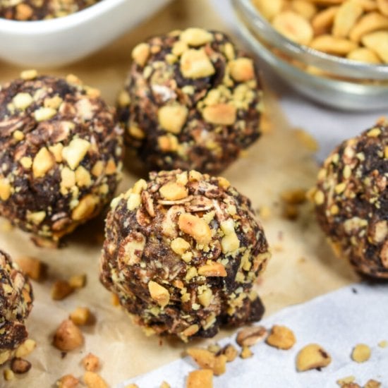 Chocolate Oatmeal Balls