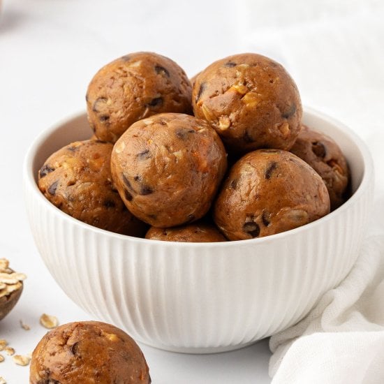 Peanut Butter Pretzel Energy Bites
