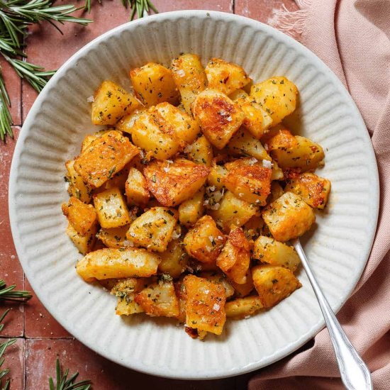 Rosemary and Garlic Roasted Potatoes