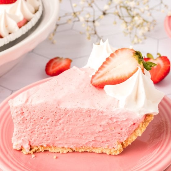 Strawberry Jello Cream Pie