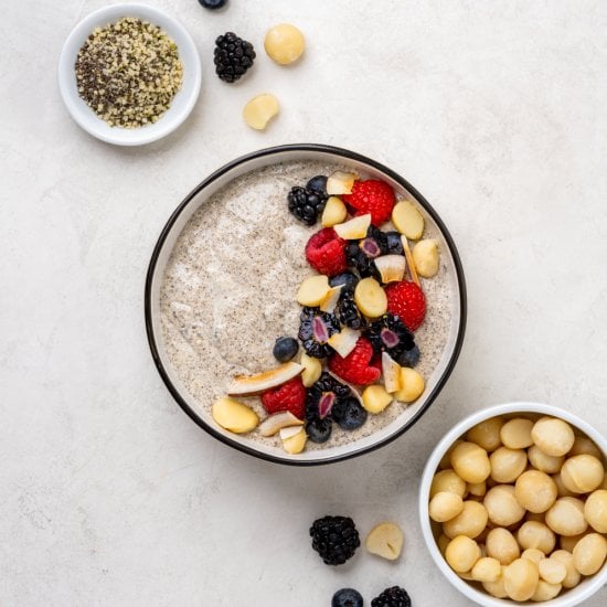 Vanilla Macadamia Chia & Hemp Seed