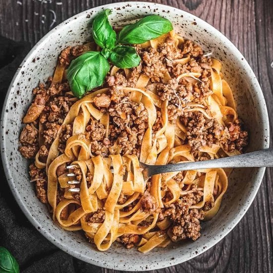 Ragu Bolognese (Tagliatelle Bologne
