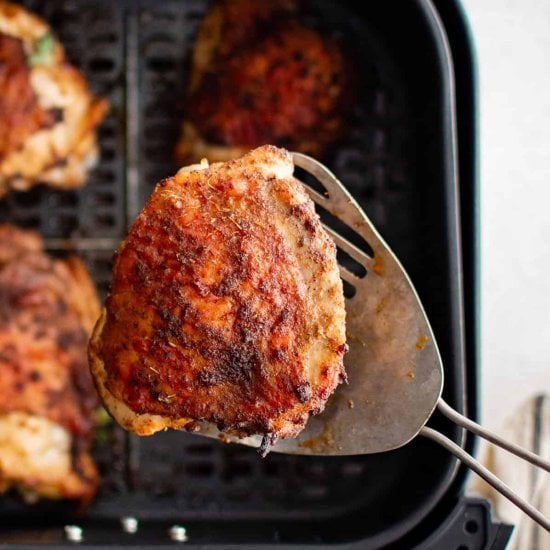 Air Fryer Chicken Thighs