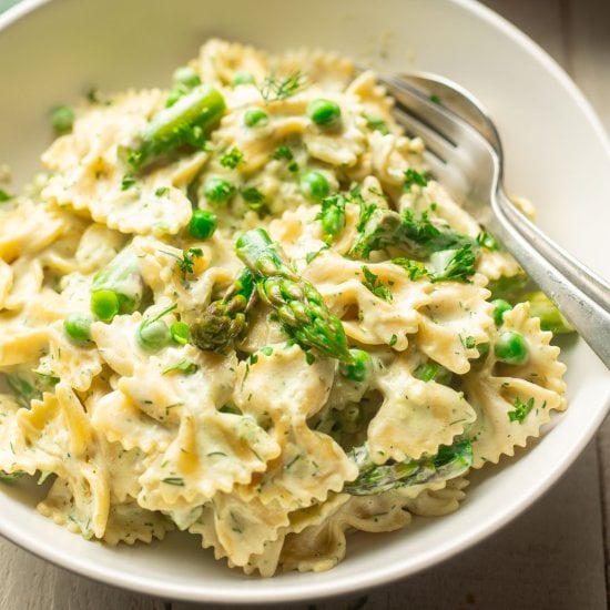 Creamy Vegan Dill Pasta