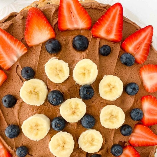 Chocolate Chip Cookie Fruit Pizza