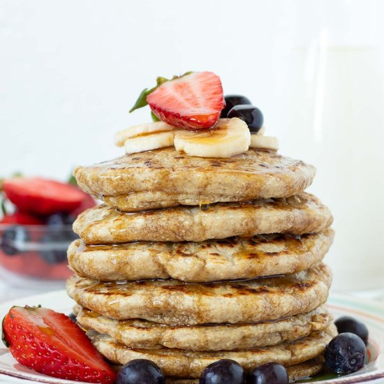 Fluffy Oat Flour Pancakes