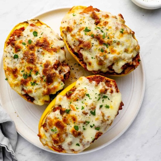 Spaghetti Squash Lasagna Boats