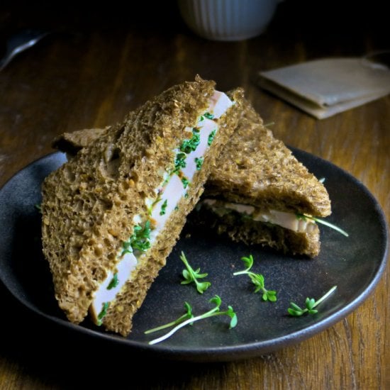 Smoked chicken sandwich