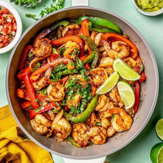 Skillet Shrimp Fajitas