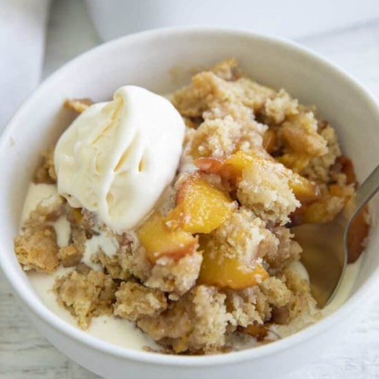 Best Peach Cobbler