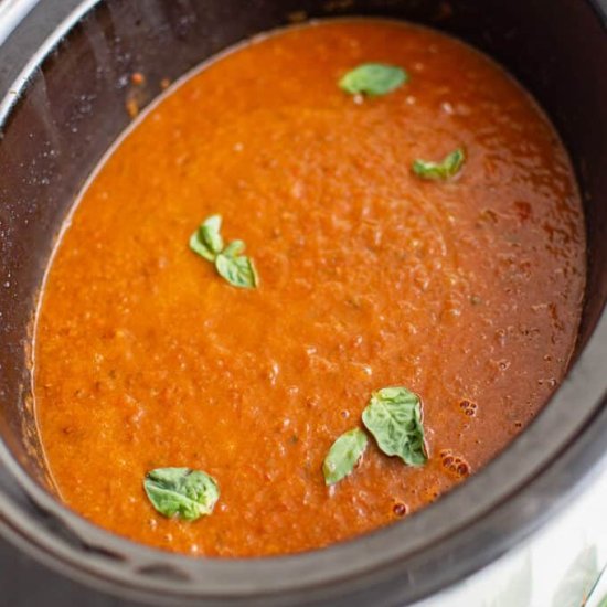Slow Cooker Homemade Tomato Sauce