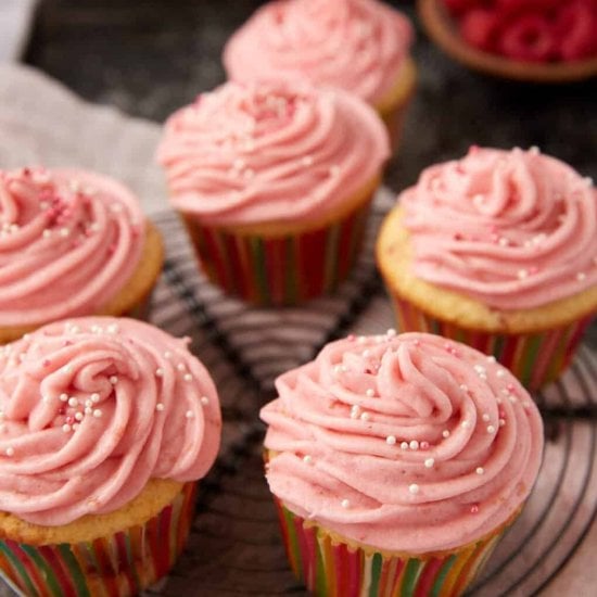 Lemon and Raspberry Cupcakes