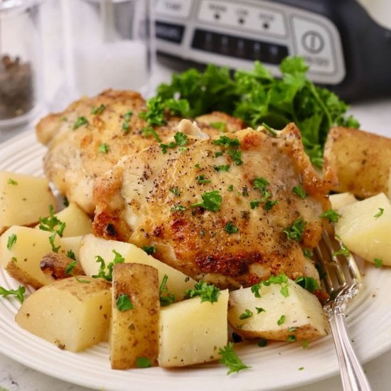 Crock Pot Crispy Chicken & Potatoes