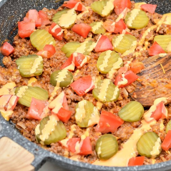 Keto Cheeseburger Skillet
