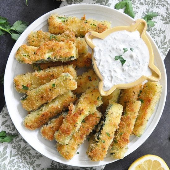 CRISPY Zucchini Sticks