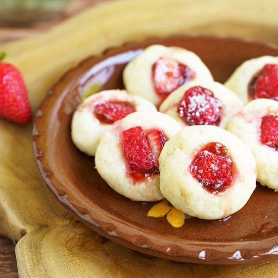 Strawberries cream cheese cookies