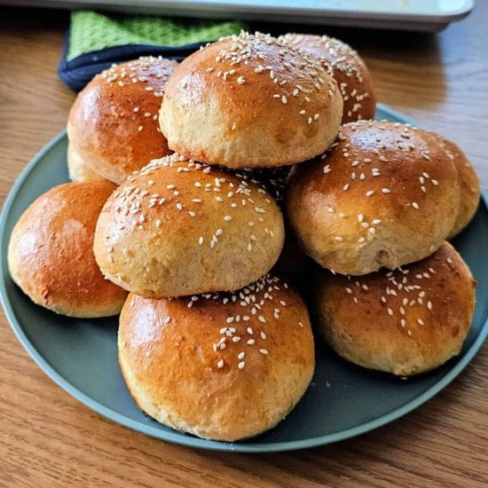Easy and Quick Hamburger Buns