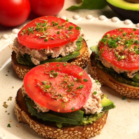 Tunacado-Inspired Crostini