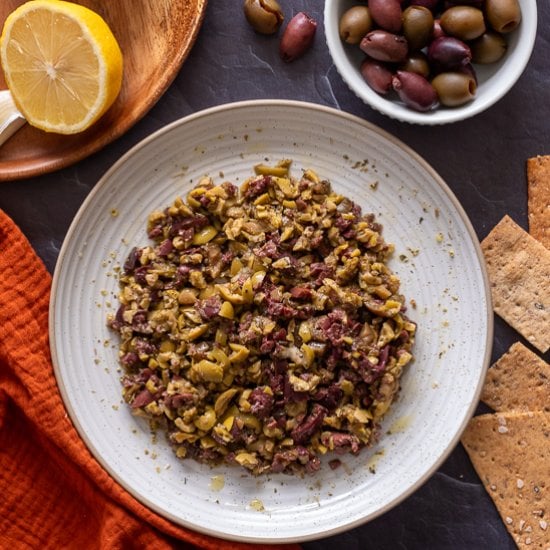 Olive Pesto Tapenade