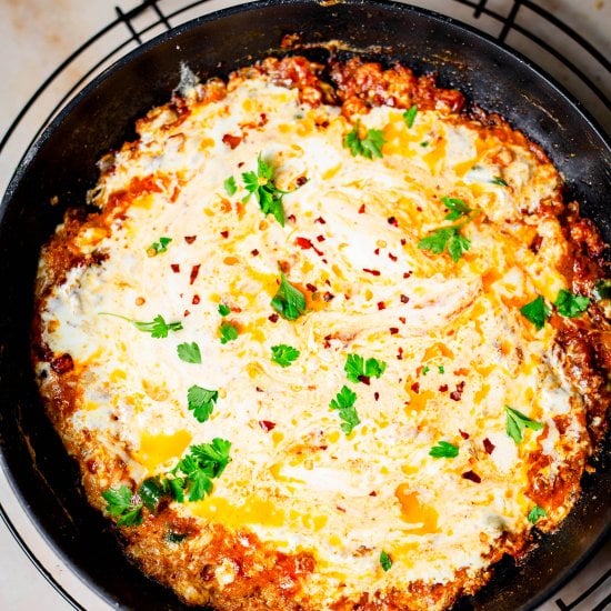 Yemeni Lahsa – Creamy Cheesy Eggs