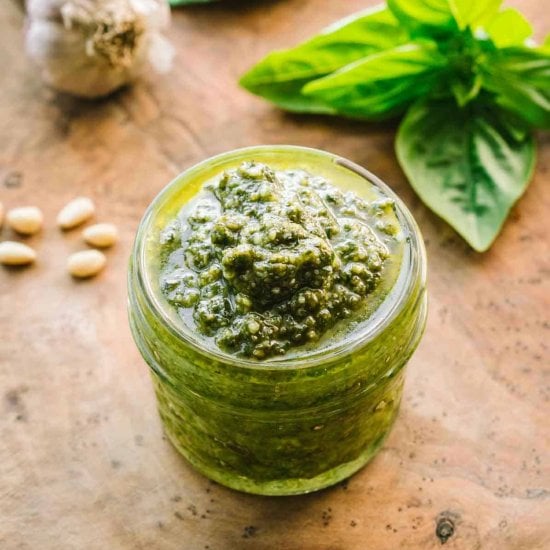 Pesto Genovese: Classic Basil Pesto