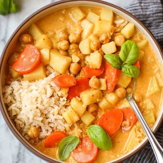 Yellow Thai Curry with Vegetables