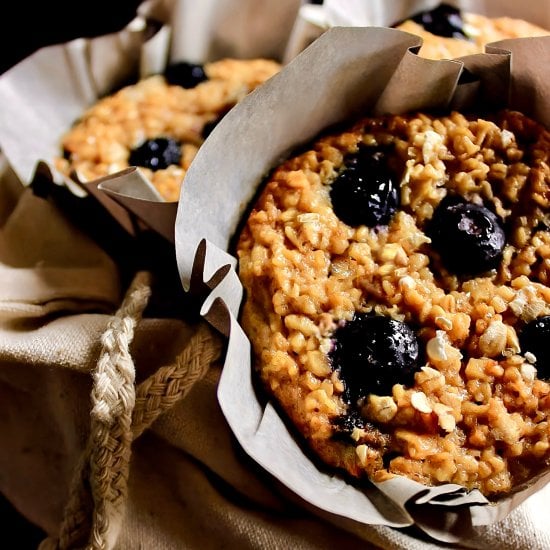 blueberry banana oatmeal muffins