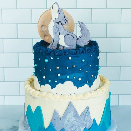 How to Make a Wolf Cake