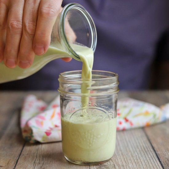 Pistachio milk