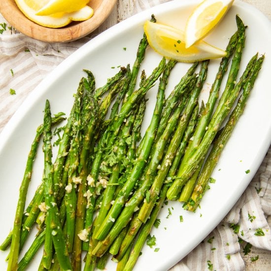Garlic Roasted Asparagus