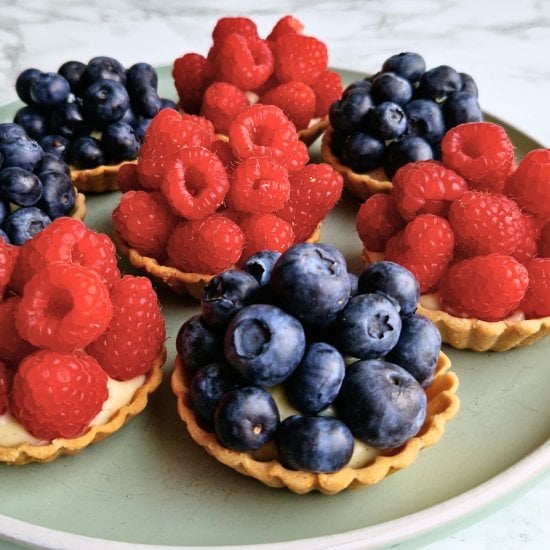 Low-Sugar & Gluten Free Fruit Tart